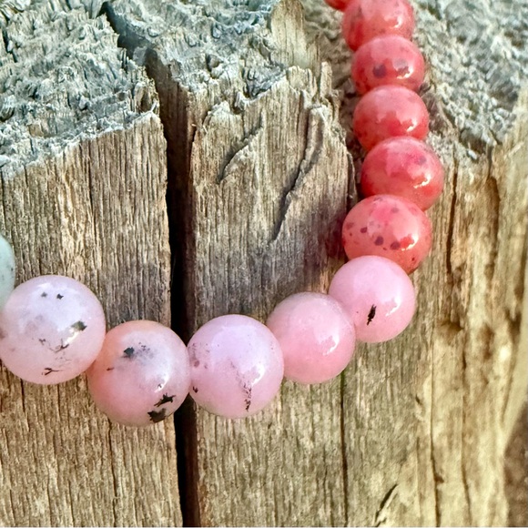 Brand New Gemstone Bracelet Strawberry & Rose Quartz, Moonstone Labradorite - Picture 5 of 7